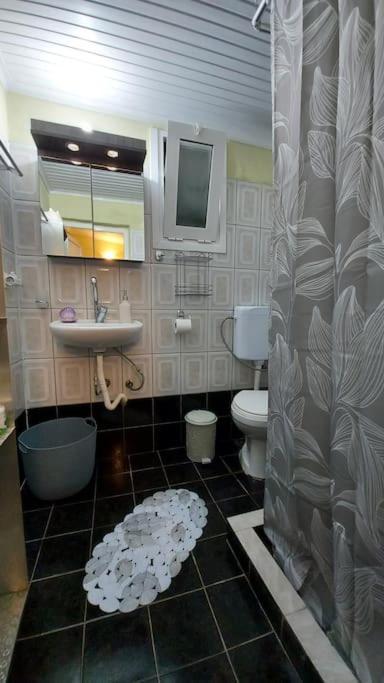 Mom'S Seaside Home Kariani Ngoại thất bức ảnh