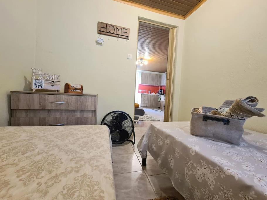 Mom'S Seaside Home Kariani Ngoại thất bức ảnh